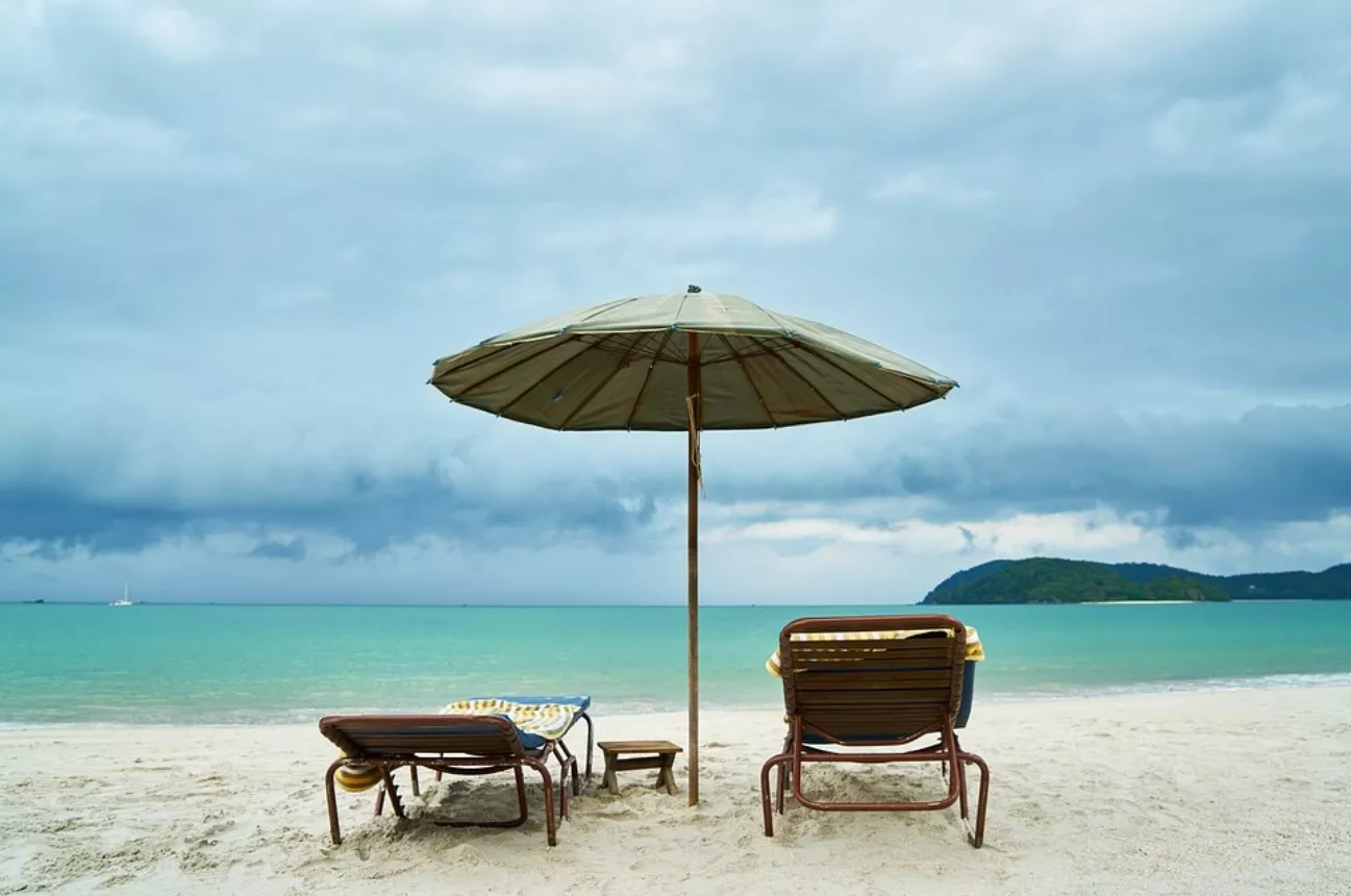 Відпустка на пляжі: 11 речей, які потрібно взяти з собою